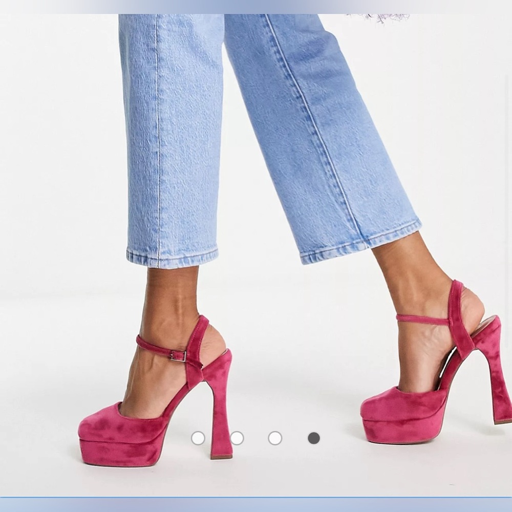 ✨ASOS Designs Pink Platform Heels